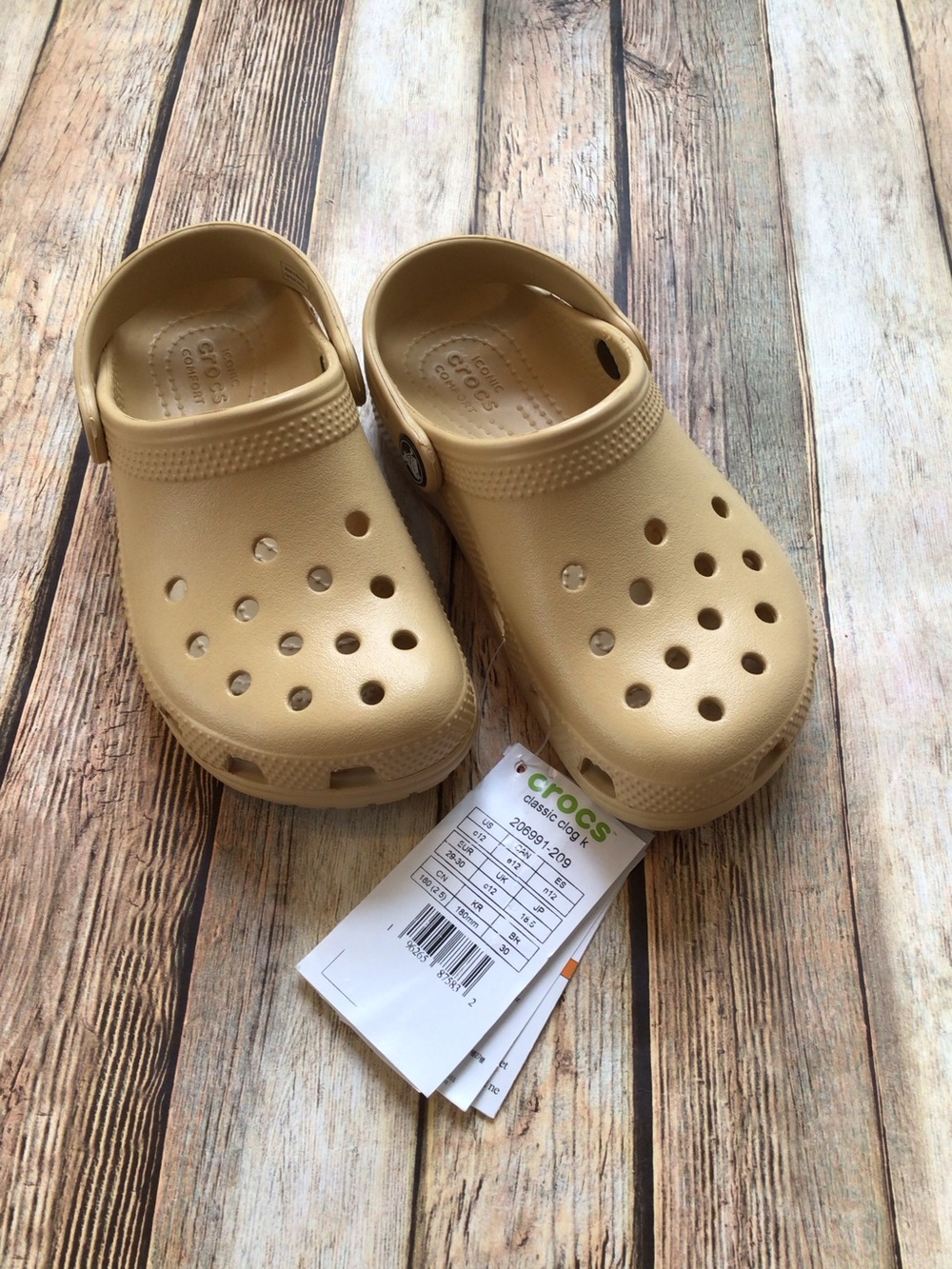 NWT Crocs Wheat Classic Clog Shoe